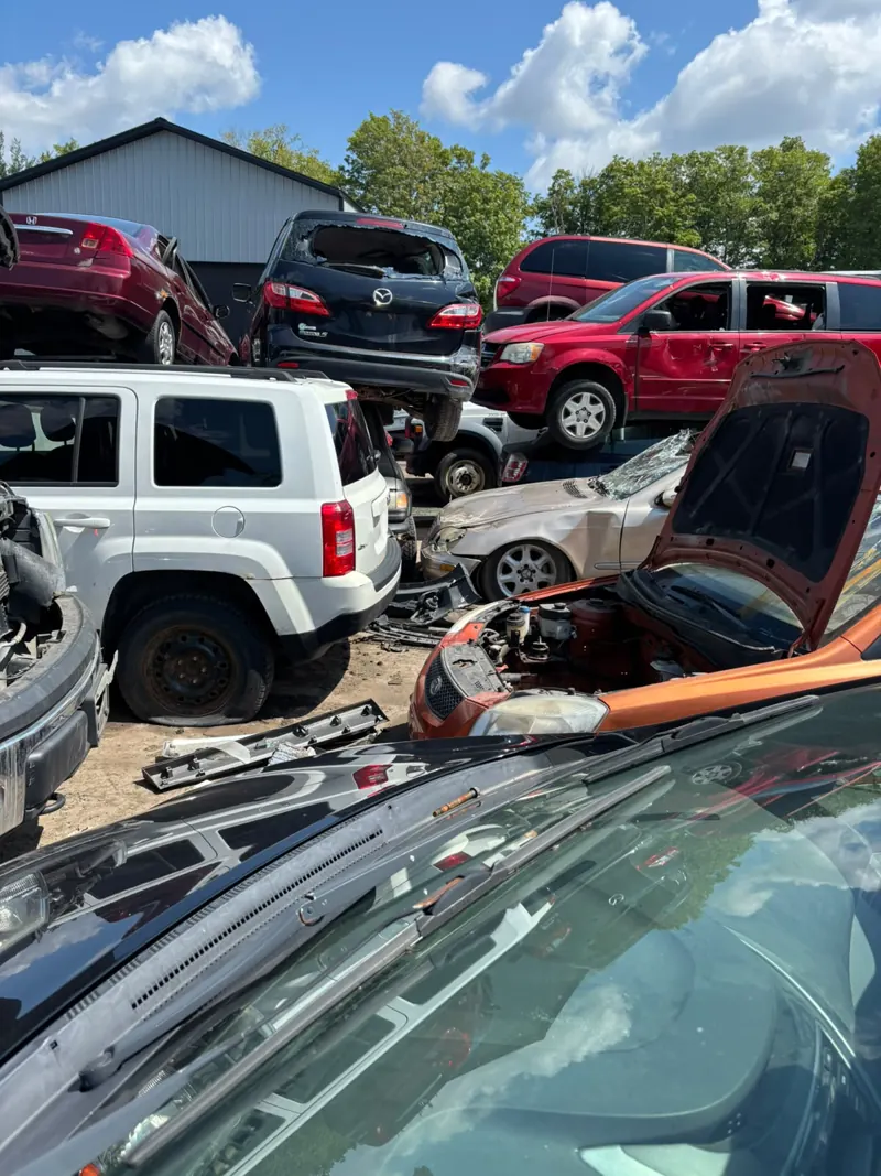 Jeep Patriot, Mazda, Honda et Dodge dans la casse auto de Recyclage Auto St-Jean