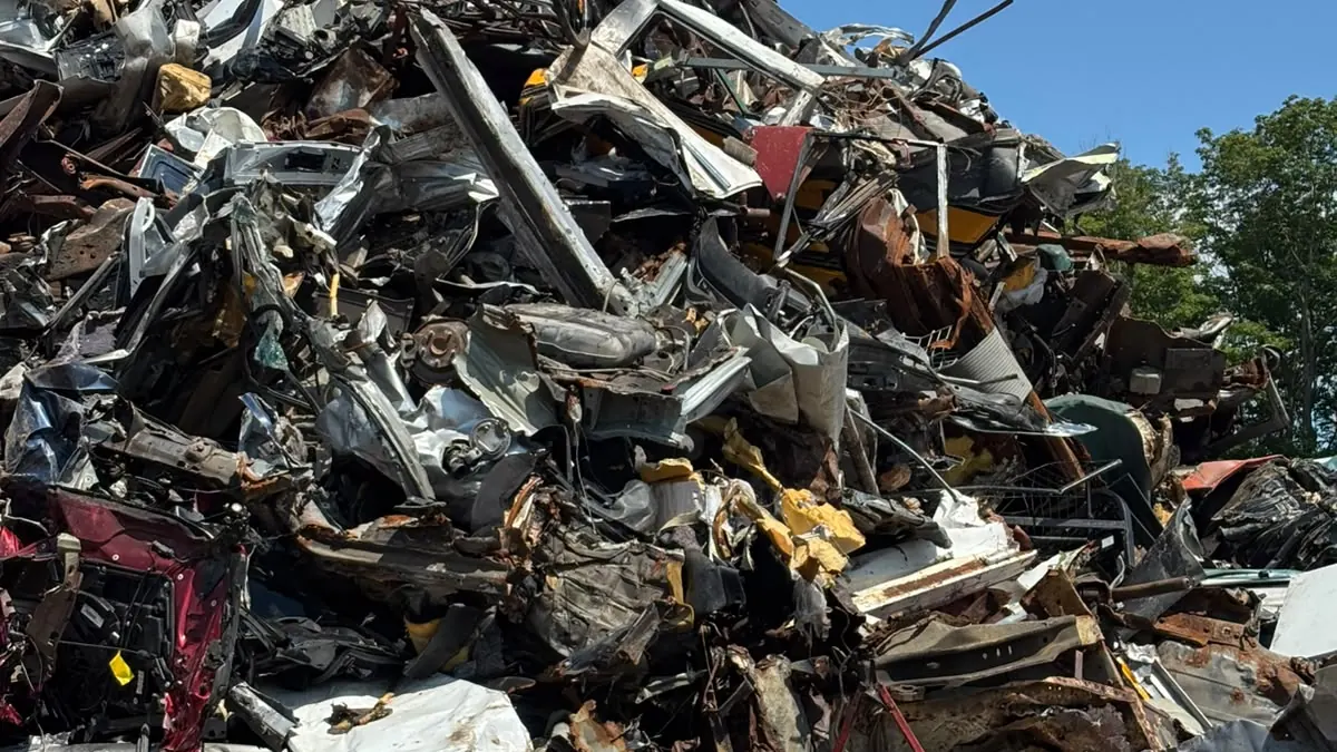 Pile of scrap and recycled metal in Saint-Jean-sur-Richelieu